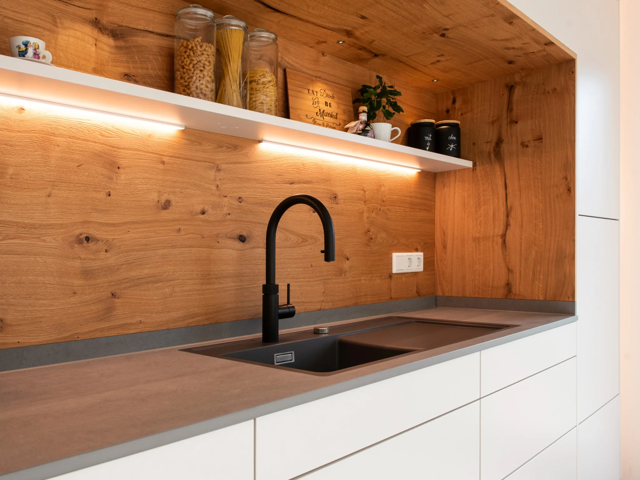 Stauraum-Lösung in der Insel